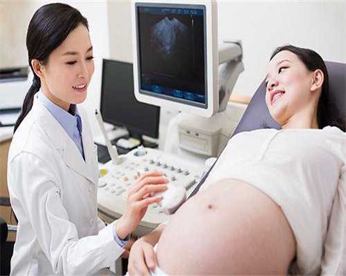深圳代孕中介,隆胸后怀孕，产后隆胸的硅胶会影